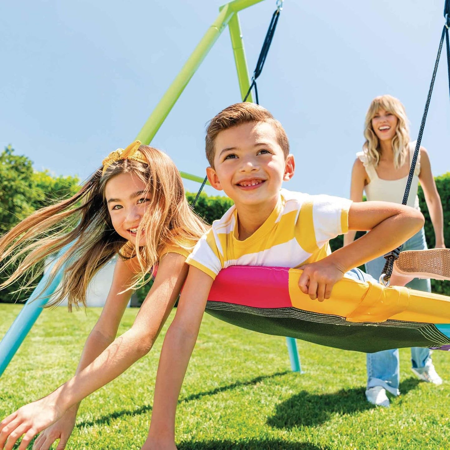 Intex 44133 – Two-Seat Swing with Swing Nest, Steel, Green and Blue, 343 x 235 x 200 cm