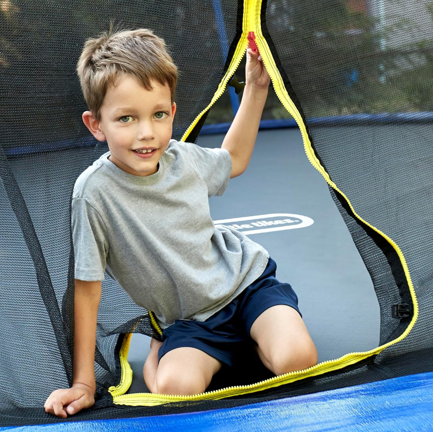 Little Tikes Mega 15-Foot Trampoline with Net, Ages 6+ 100Kg